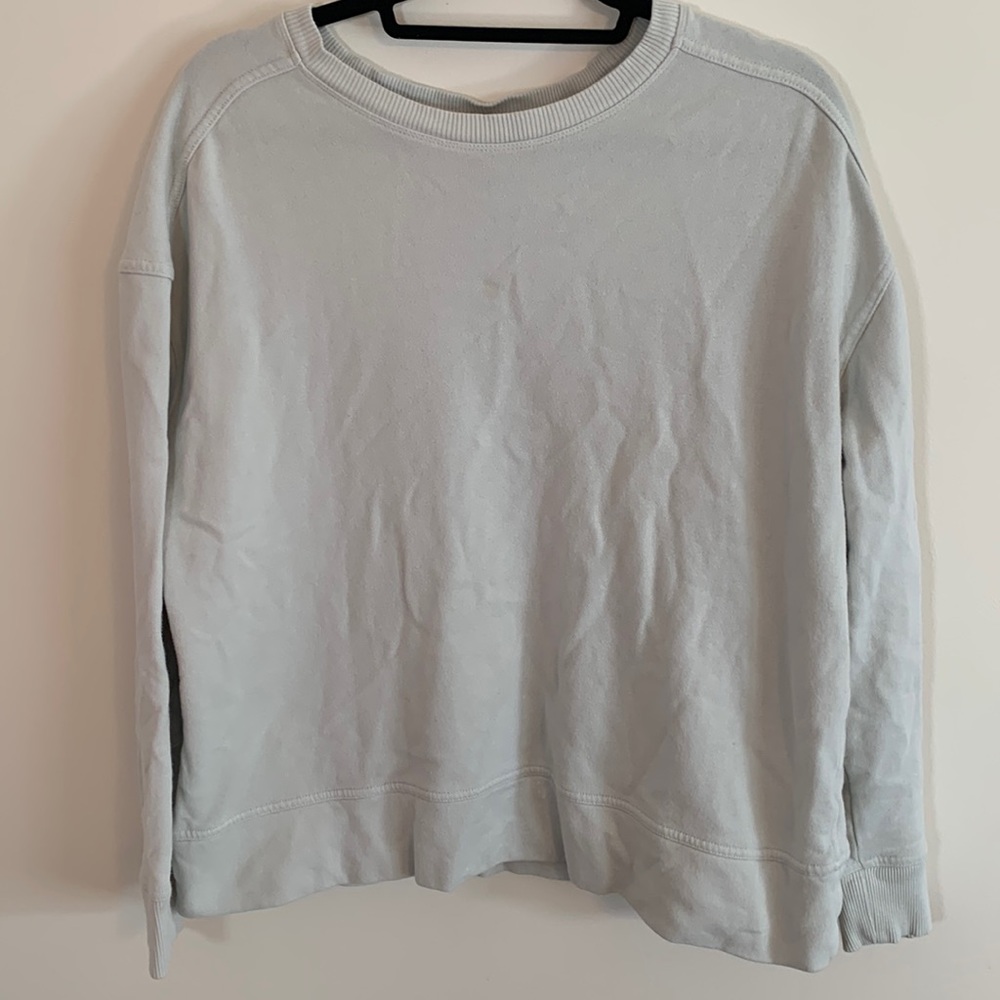 Universal Thread Crew Neck